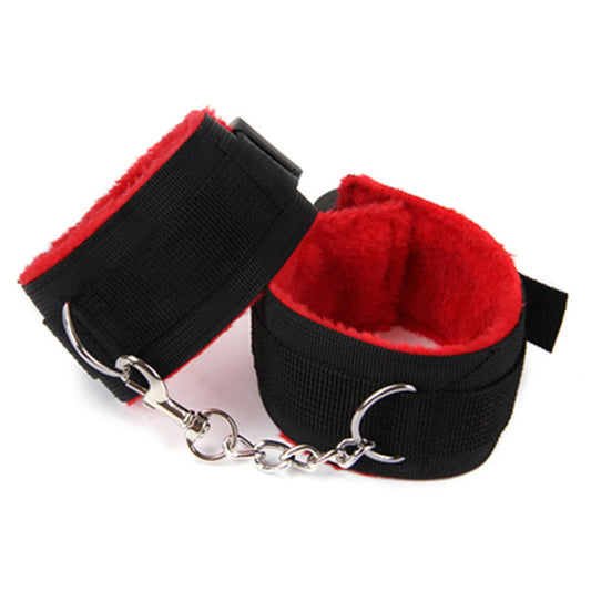Menottes Fourrure BDSM