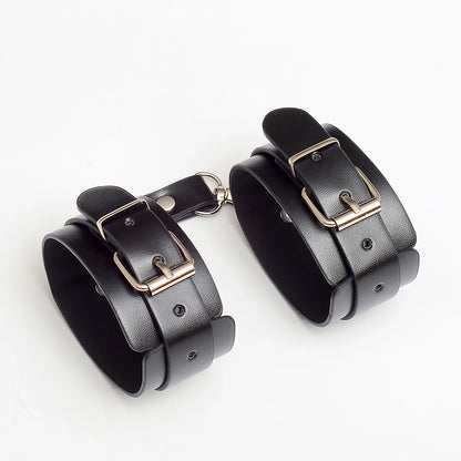 Menottes BDSM noir en cuir - SHADOWLOCK